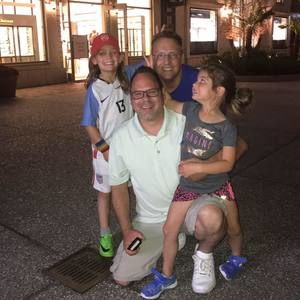 Meet your Posher, Donnie